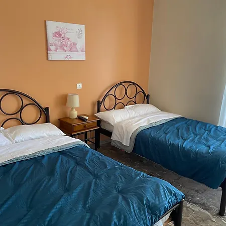 Apartament Finikas *